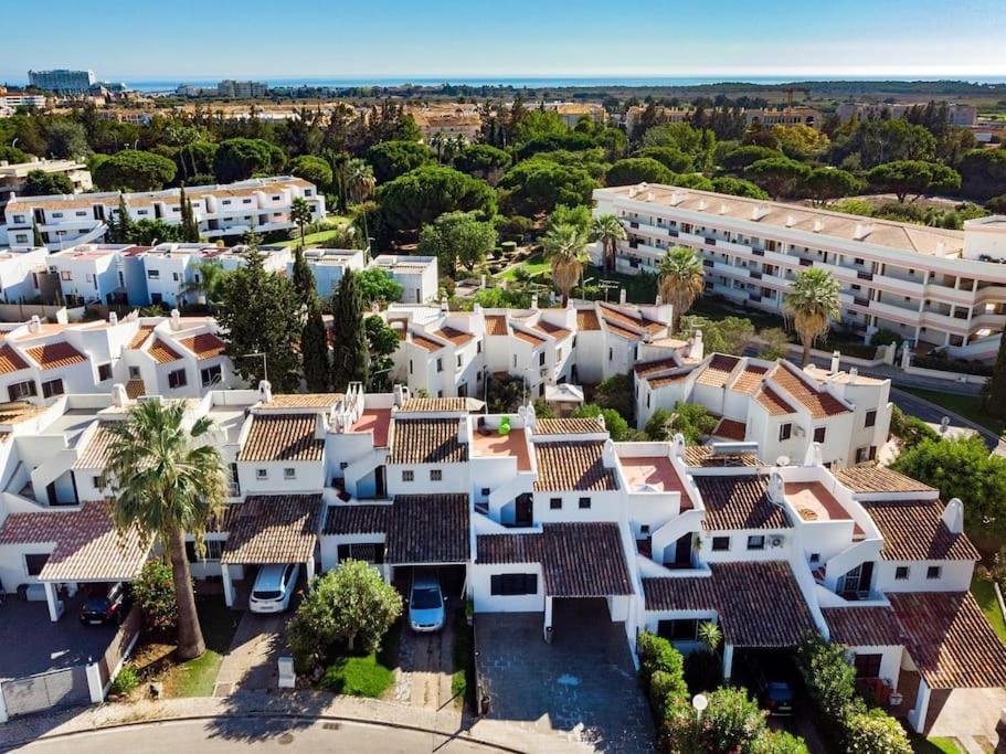 Vilamoura Family House מראה חיצוני תמונה
